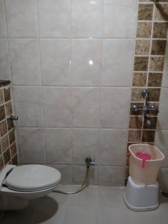 Hotel Chandrawali By Wb Inn Ballia Exterior foto