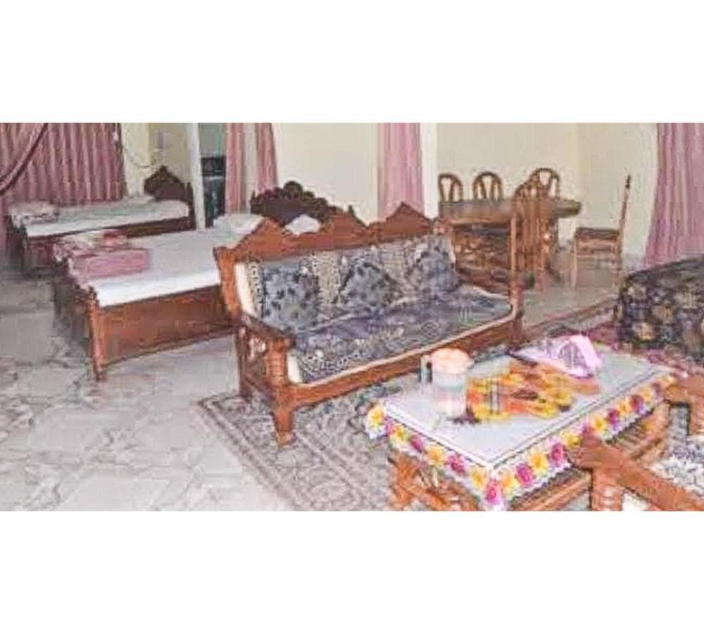 Hotel Chandrawali By Wb Inn Ballia Exterior foto